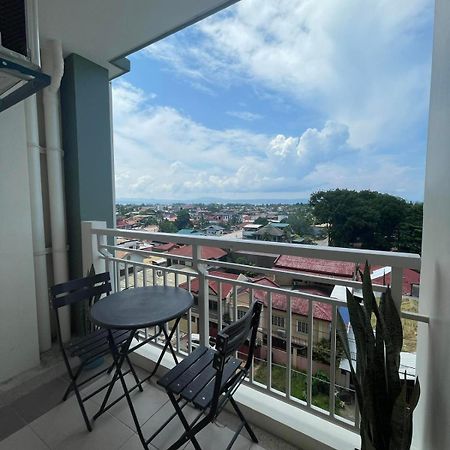 1 Bedroom Condo With Balcony In Verdon Parc Trevans 512 Davao Exterior photo